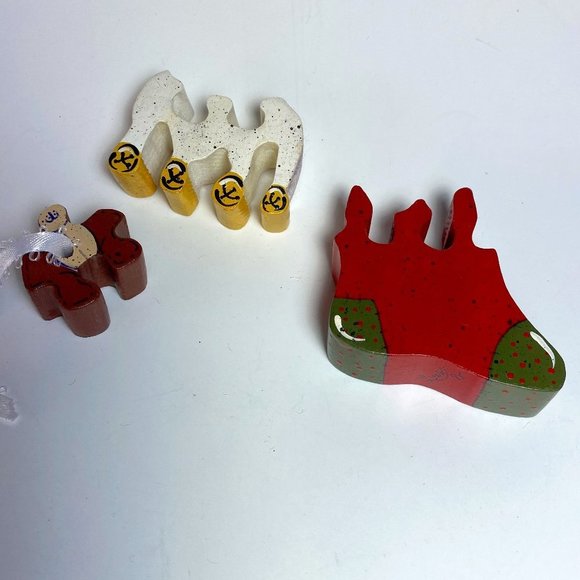 3 pcs Christmas Ornament Wood Puzzle Stocking - Picture 2 of 6